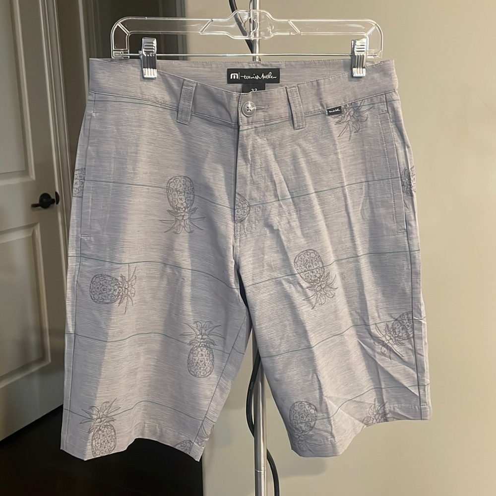 Travis Mathew grey shorts with pineapple design NWT